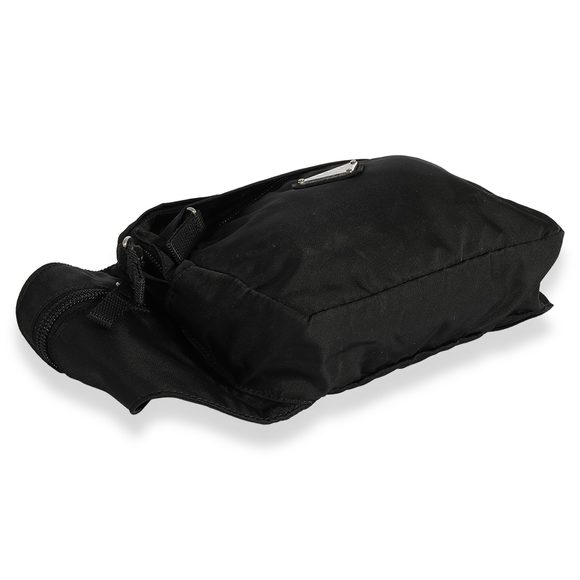 Prada Black Nylon Sport Waist Bag - Picture 4 of 8